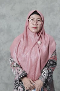 Dra. Hj. Sri Ernawati - Sejarah Indonesia