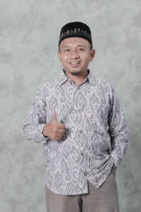 Nana Sudiana Lc. M.E Sy. - Tahfidz