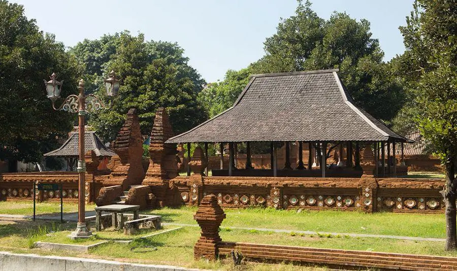 Keraton Kasepuhan Cirebon, Kota Wali
